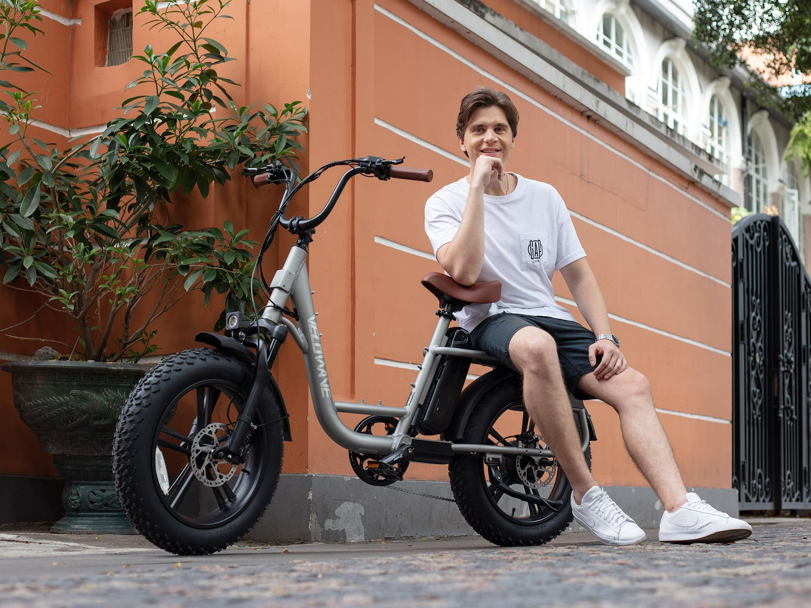 Velowave Prado S Commuter Electric Bike - Silver